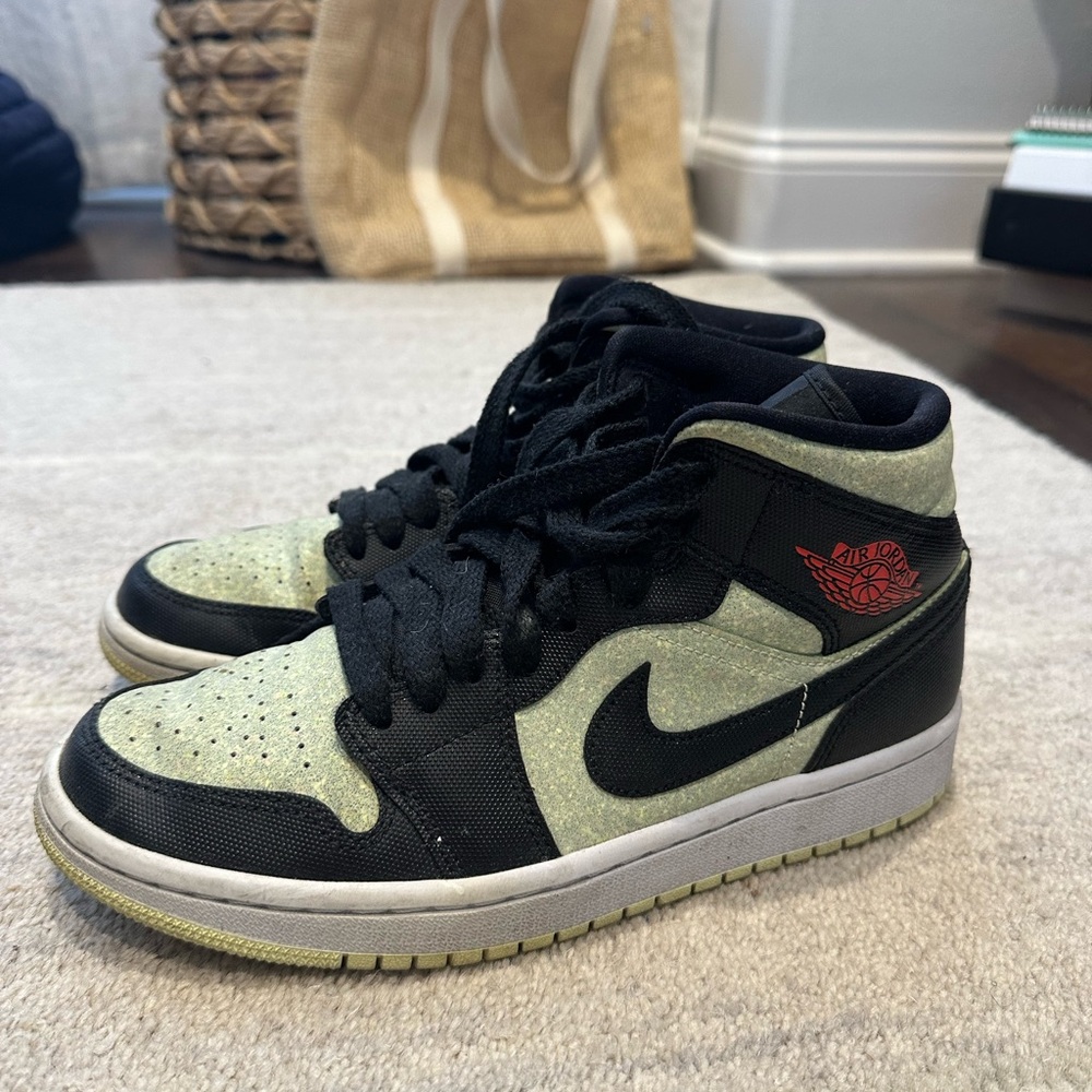 Nike Air Jordan Mid Black and Green Shoes